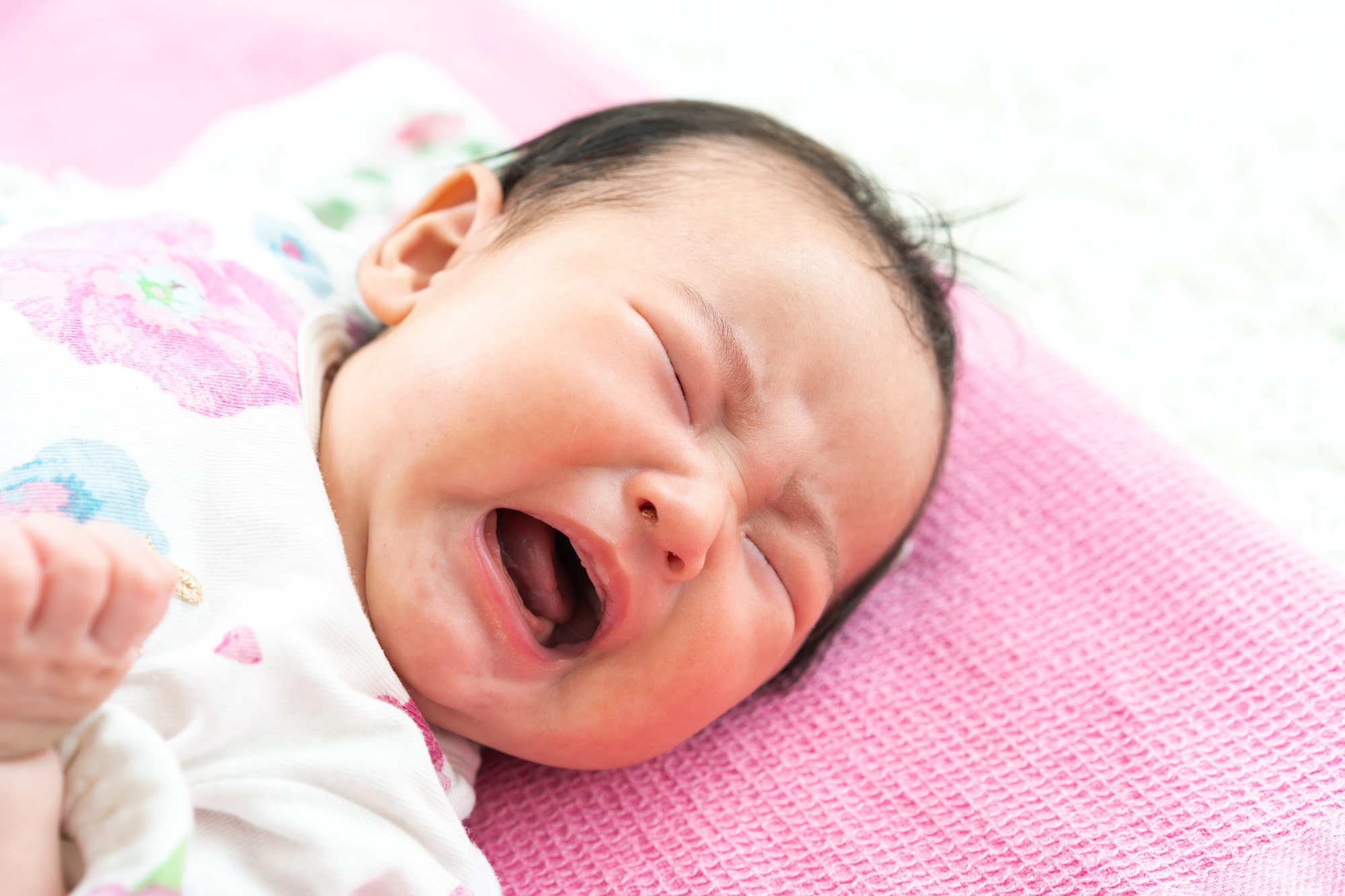 夜泣き たそがれ泣き どうして泣くの 新生児 民間さい帯血バンクナビ